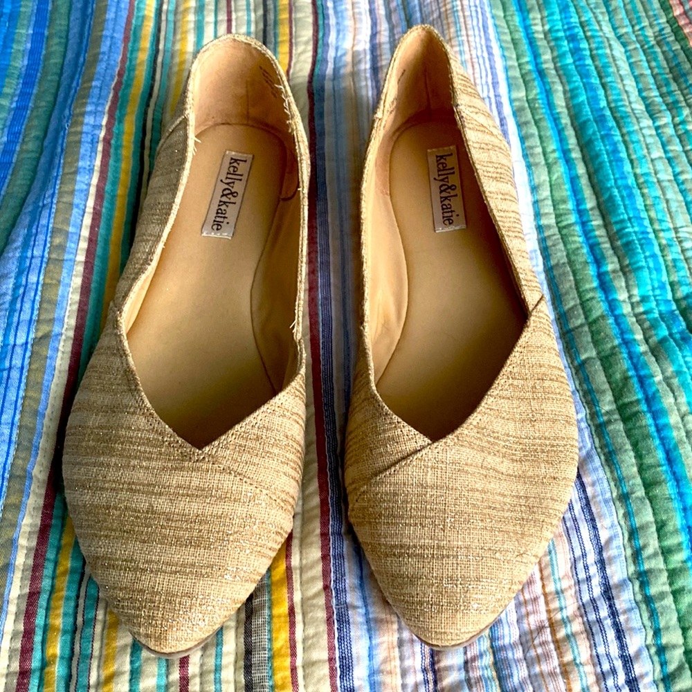 Kelly & Katie Pointed Toe Flats